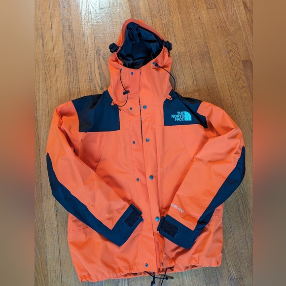 The North Face Mountain Jacket 1990 Persian orange ππ§‘ π - Picture 5 of 10